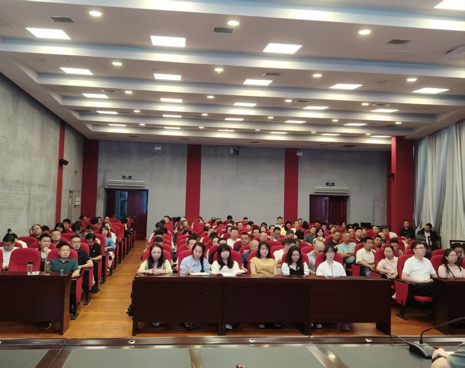 汉中市建筑行业专业技术人员继续教育培训基地扎实开展专业课面授教学